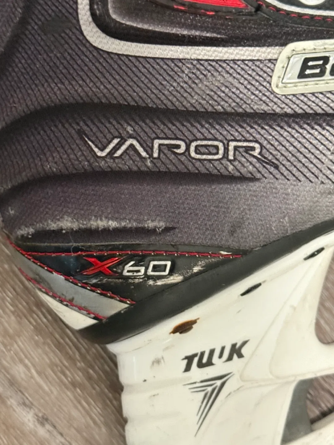 Bauer Vapor x60’s Ice Skates - Size 6.5D image indicator(6)