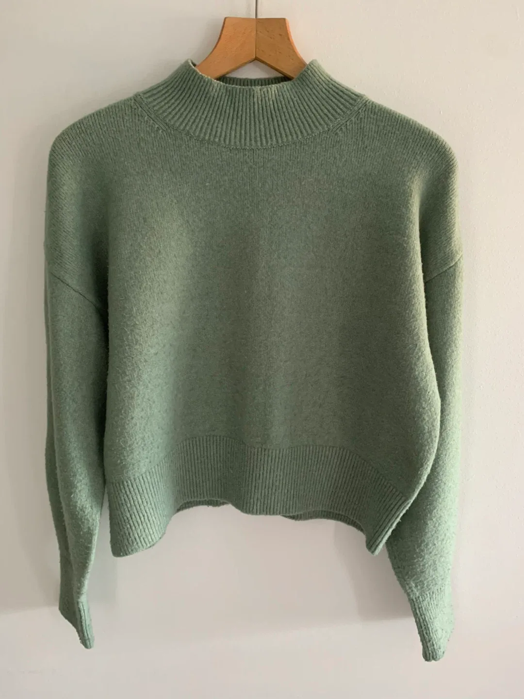🍵&Other Stories Green Sweater🍵
