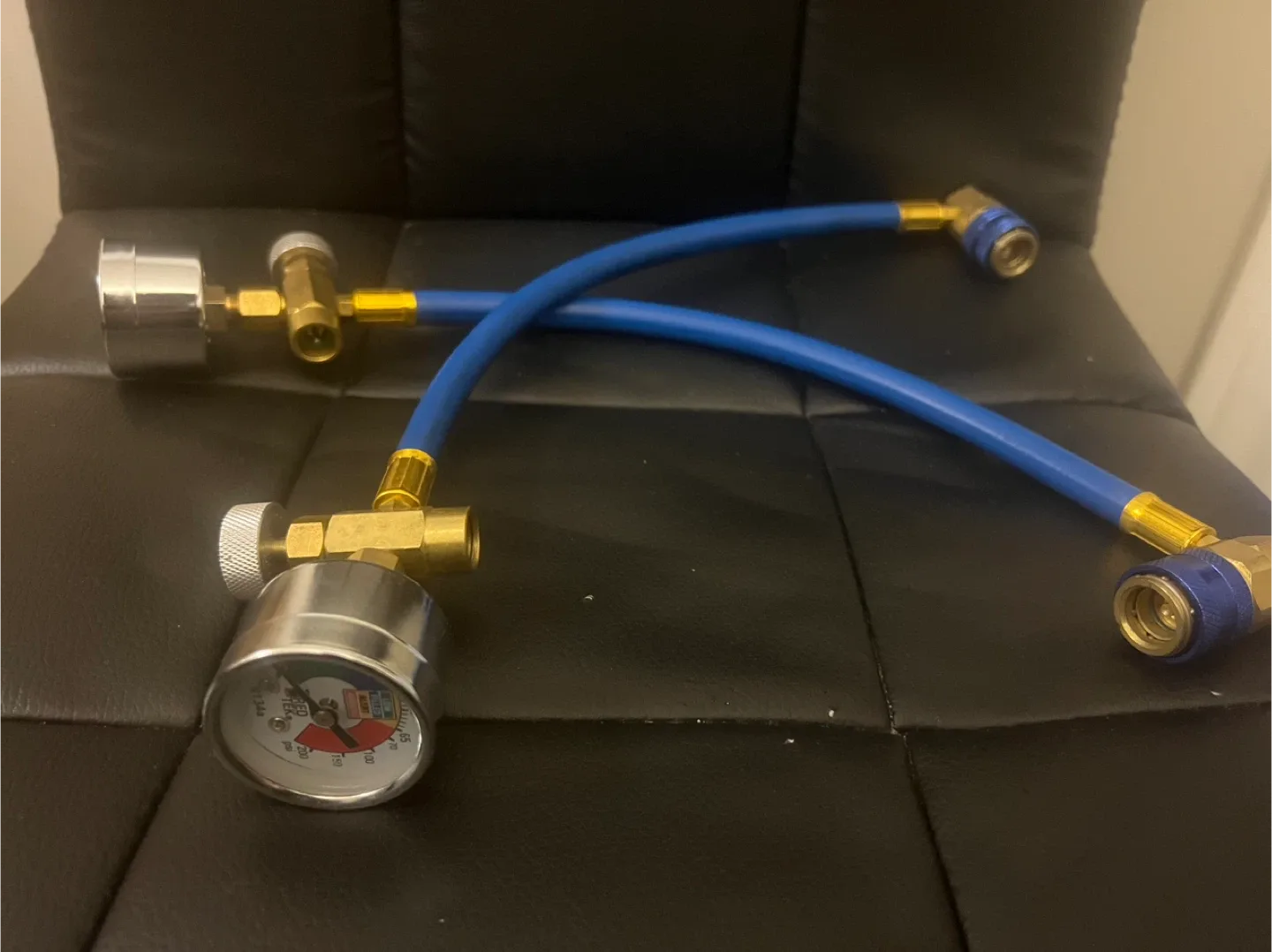 Red Tek Car AC refrigerant gauge thumbnail