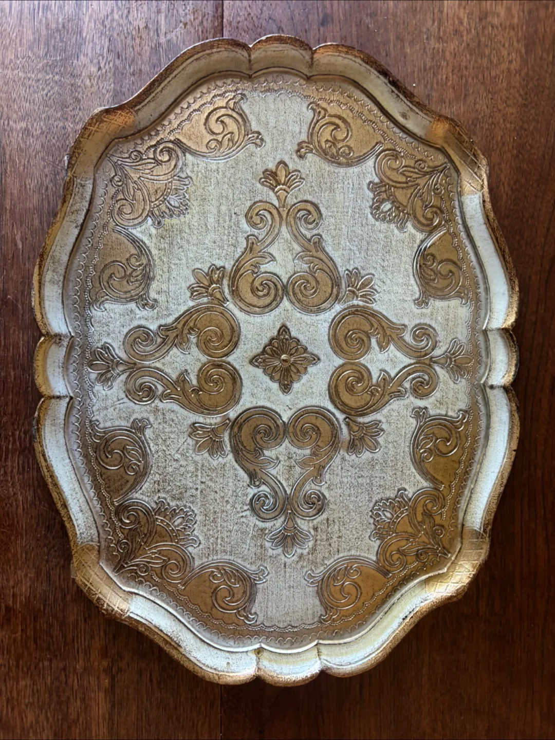 Vintage Florentine tray made in Florence Italy image indicator(3)