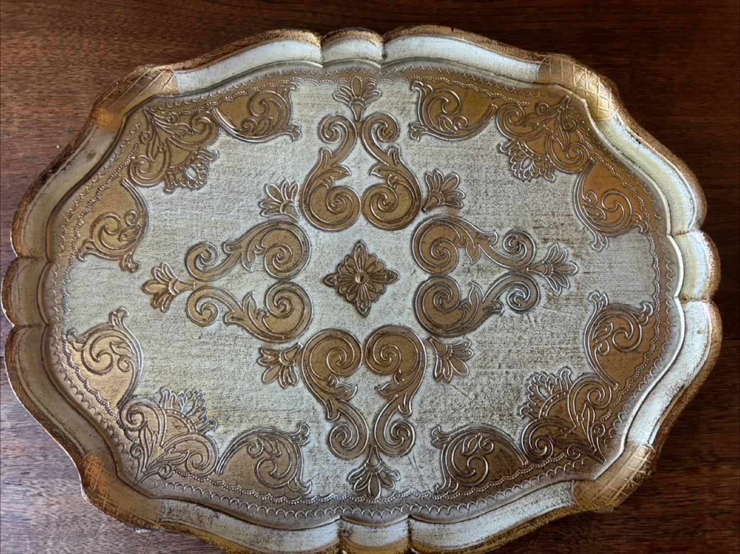 Vintage Florentine tray made in Florence Italy image indicator(4)