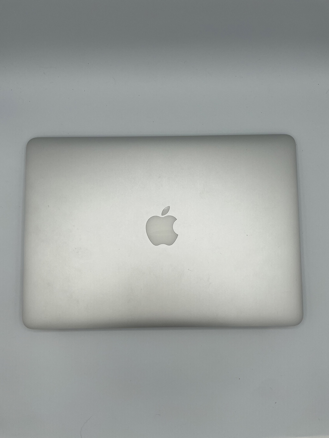 MacBook Air 13” 1.6GHz 8GB RAM 128GB SSD - photo 3