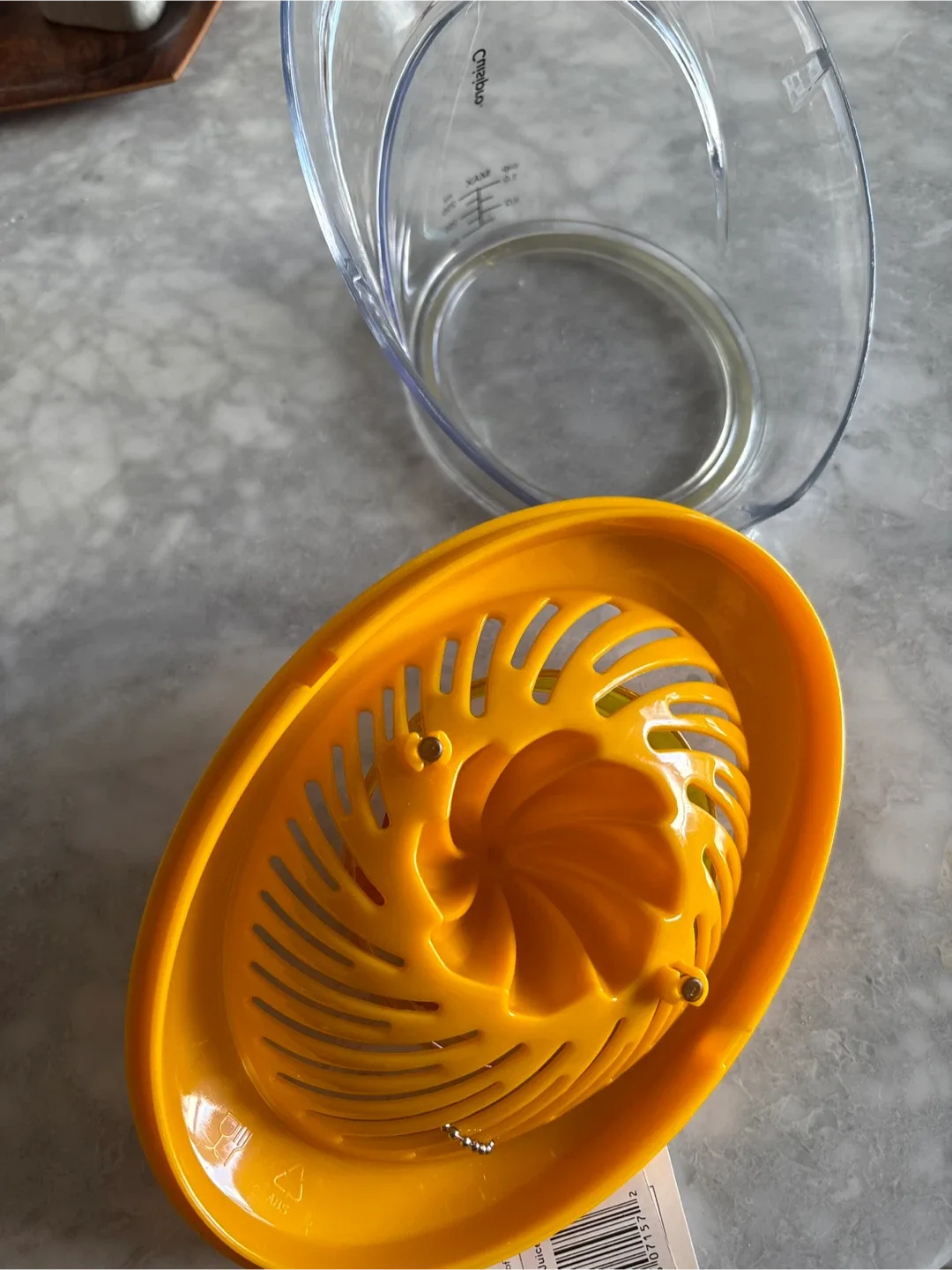 Cuisipro Citrus Juicer - Yellow image indicator(4)