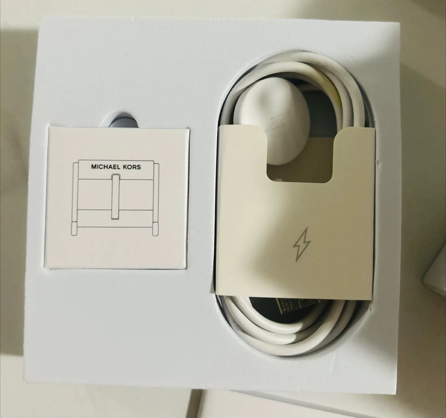 Michael Kors Access Gen 5E Smartwatch - Plum image indicator(4)