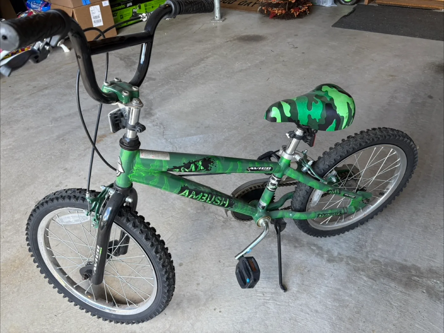 Avigo Ambush BMX Bike - Green image indicator(2)