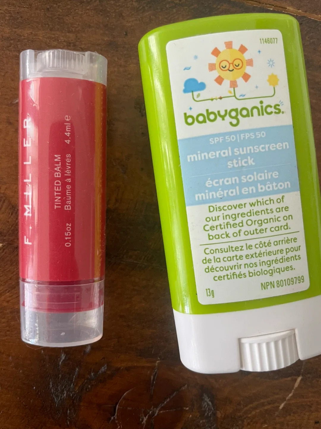 Make up stick, eye shadow stick, tinted balm, sunscreen stick image indicator(3)