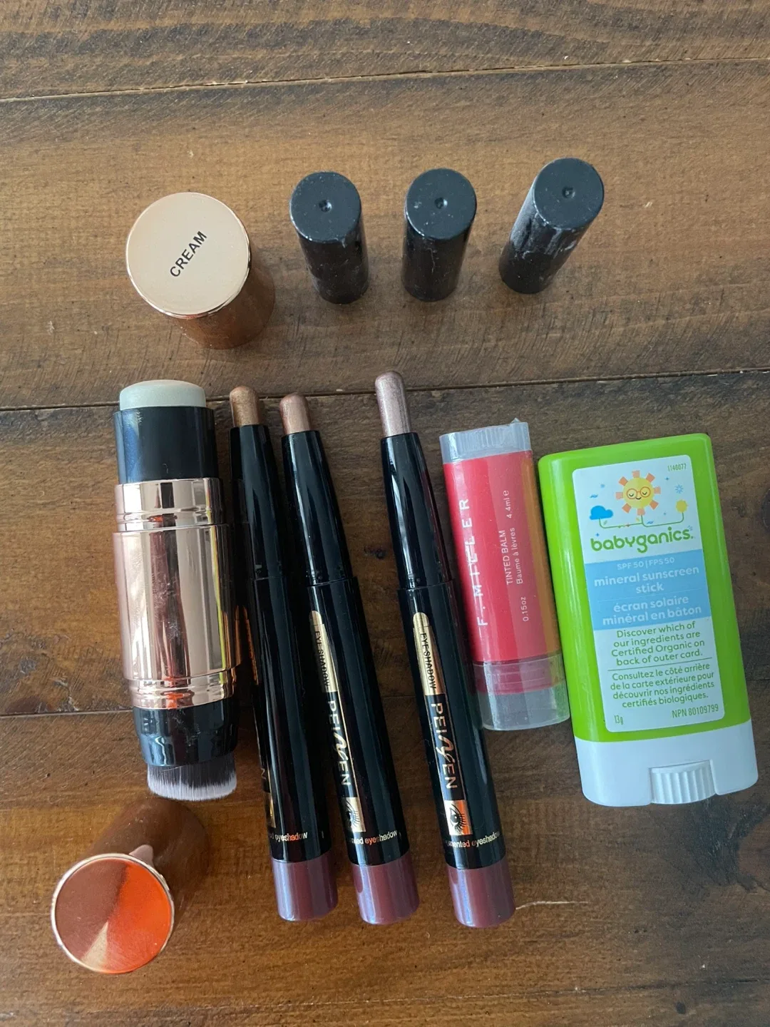 Make up stick, eye shadow stick, tinted balm, sunscreen stick image indicator(4)