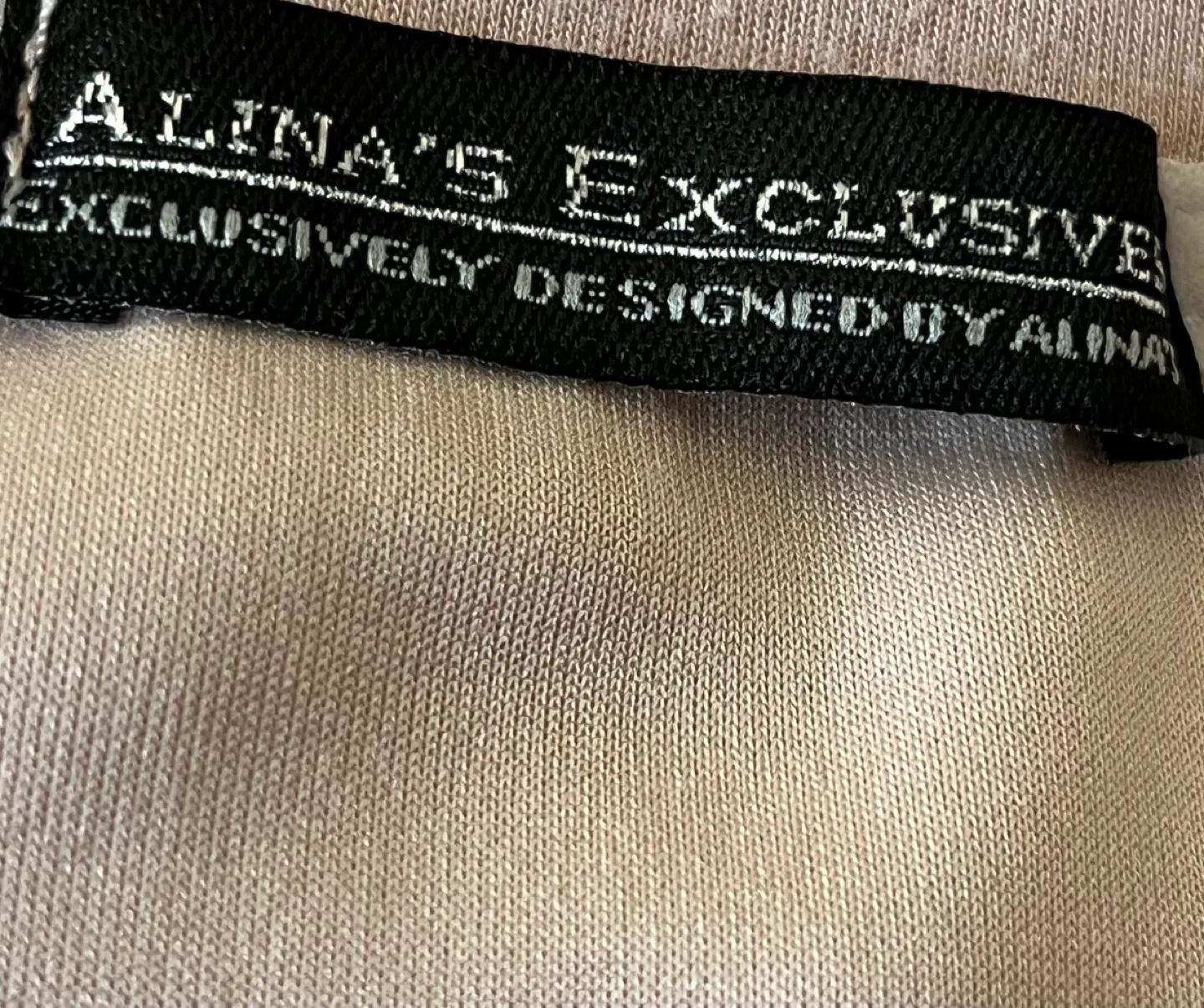 Alina's Exclusive Pink Lounge Set thumbnail
