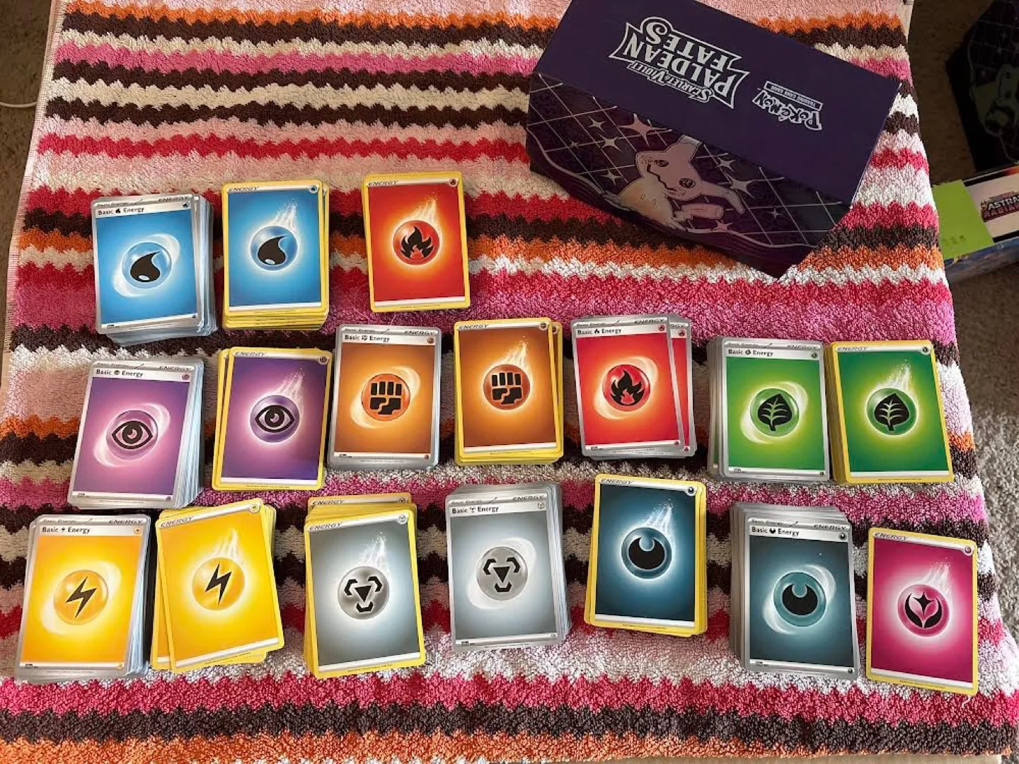 Pokémon TCG energy card lot thumbnail
