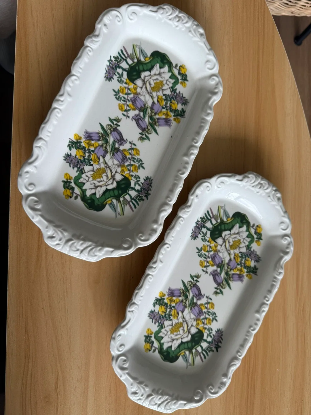 Portmeirion Pottery Stoke on Trent Serving Dishes thumbnail