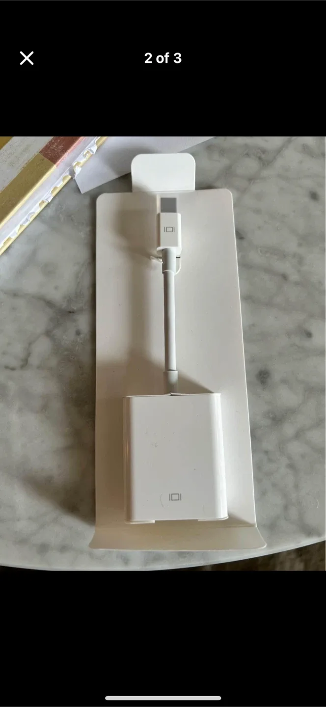 Apple Mini DisplayPort to VGA Adapter - New image indicator(2)
