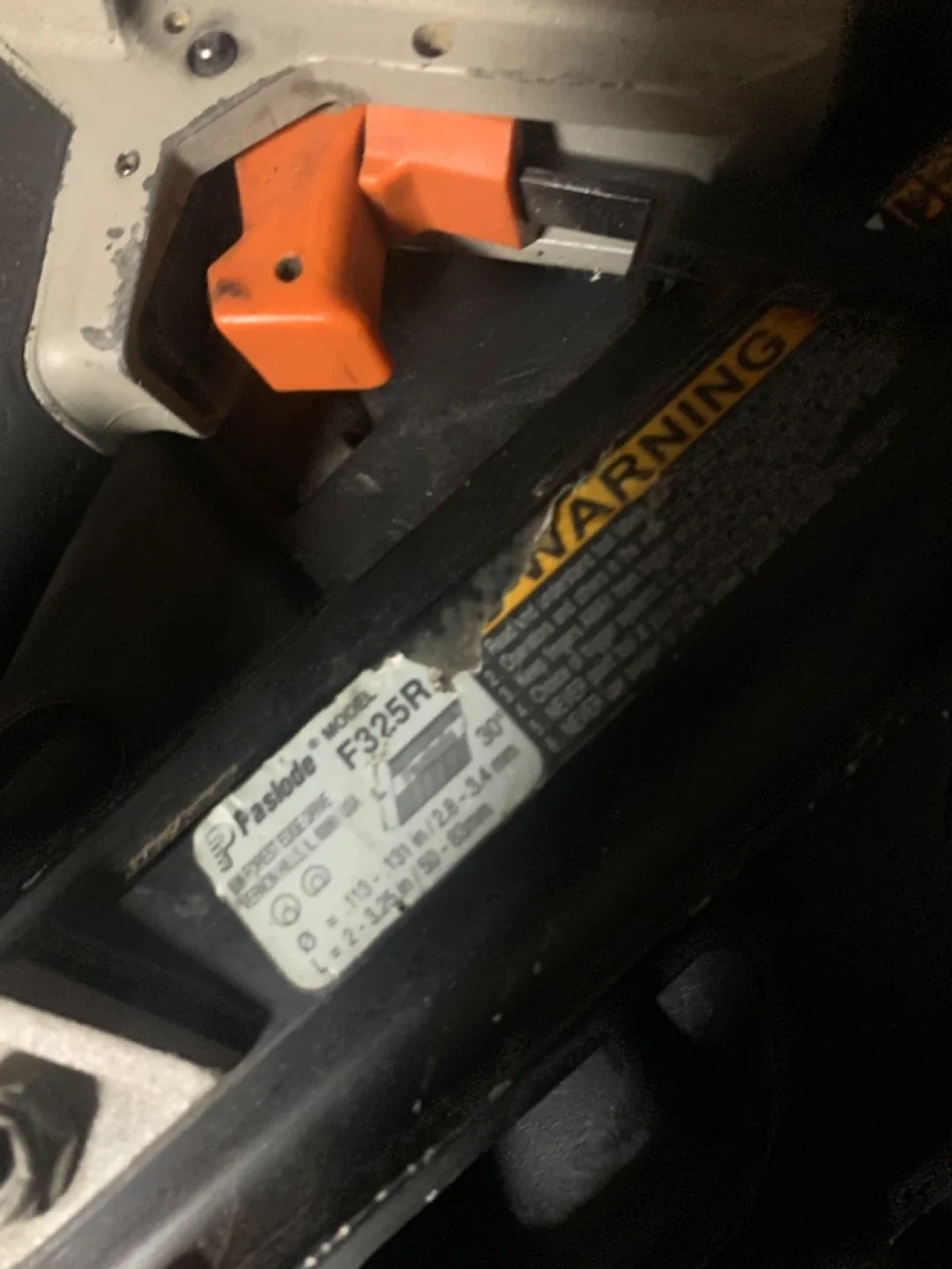 Paslode F325R Framing Nailer image indicator(2)