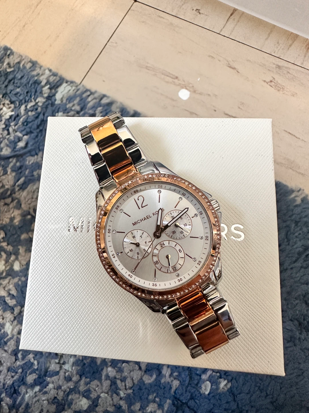 Michael Kors Women's Watch - Silver & Rose Gold - photo 2