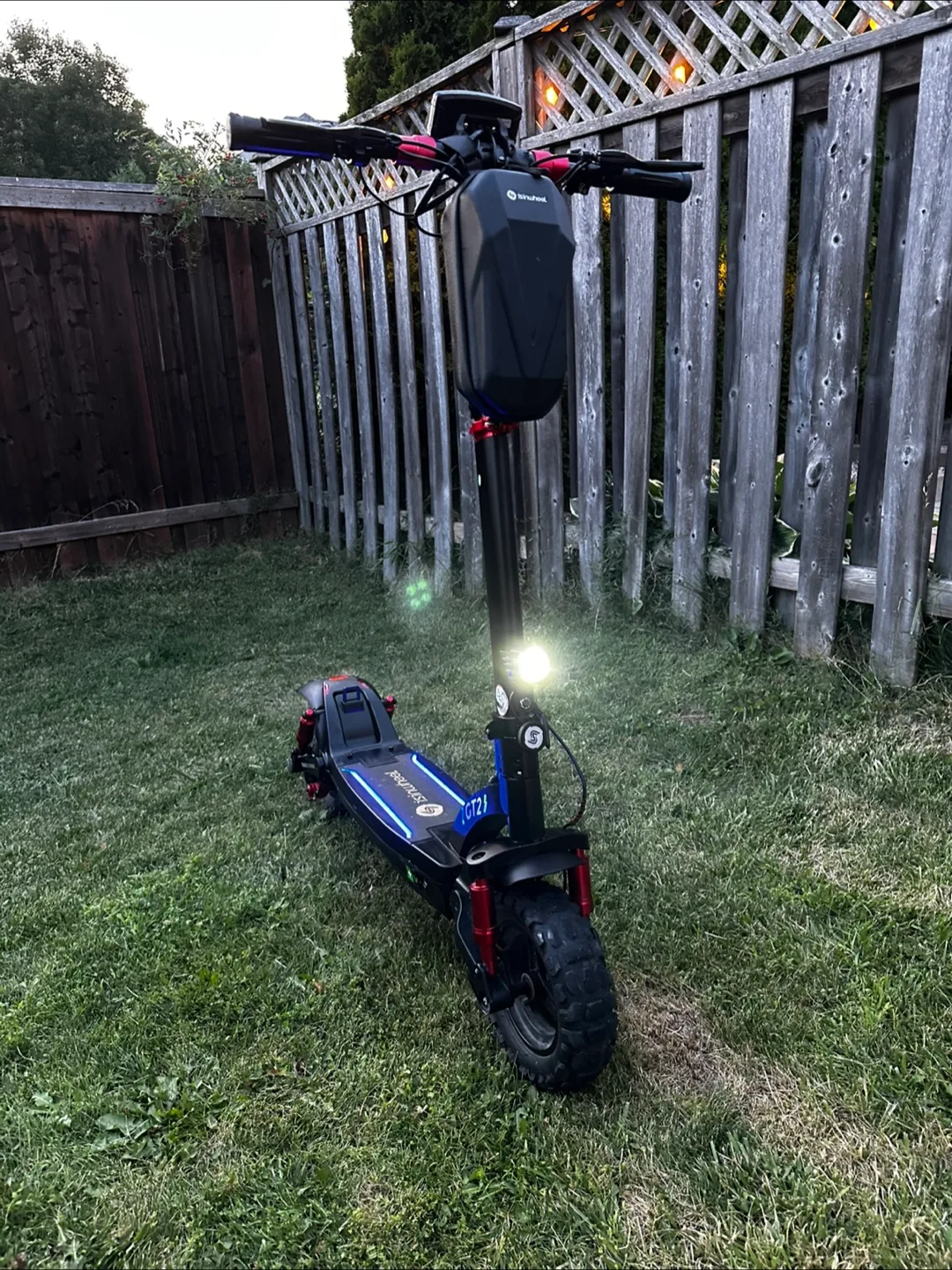 🔥 Isinwheel GT2 Electric Scooter – 45Km/h | Like New image indicator(3)