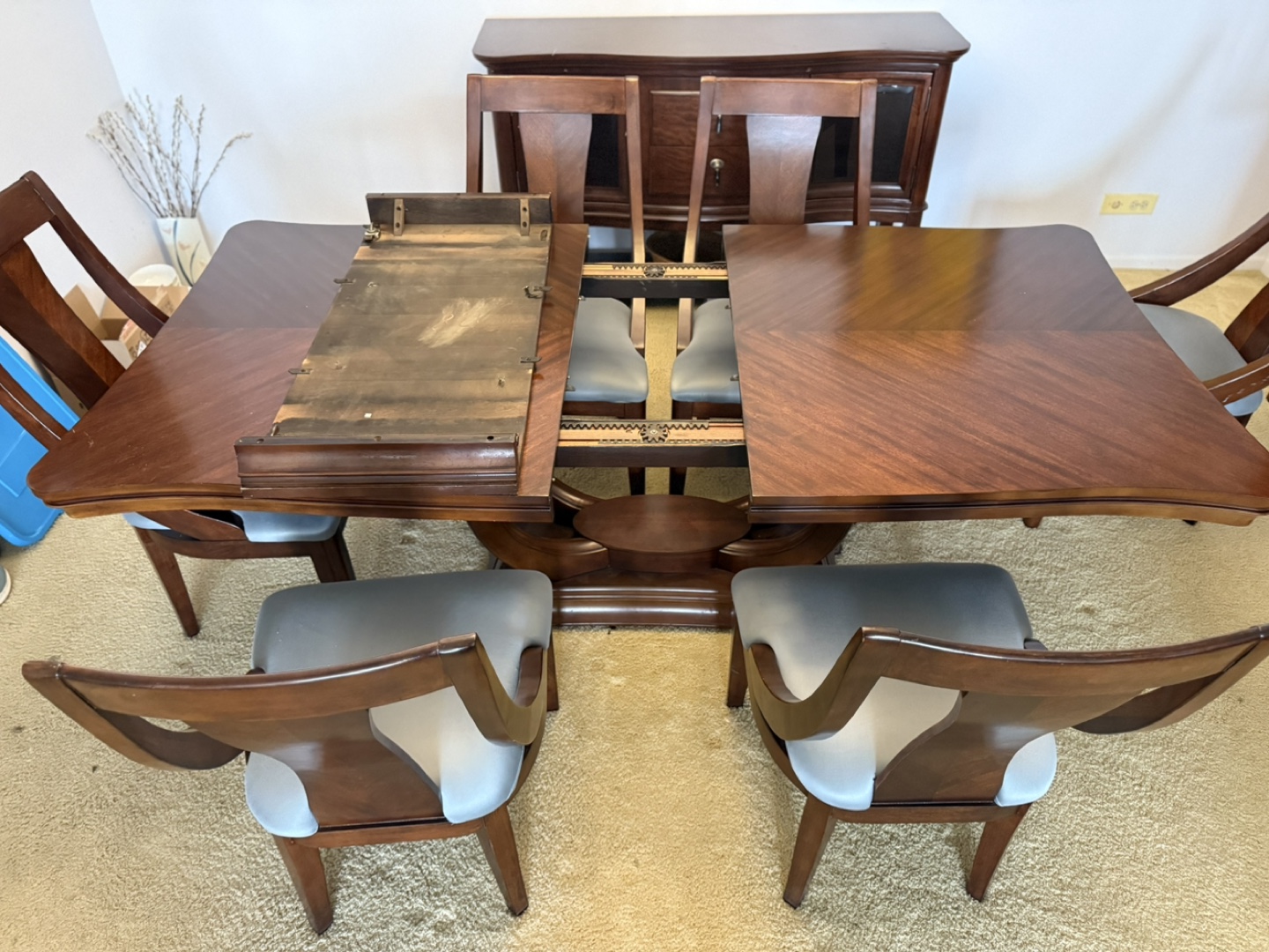 Dining Room Table with 6 Chairs - photo 5