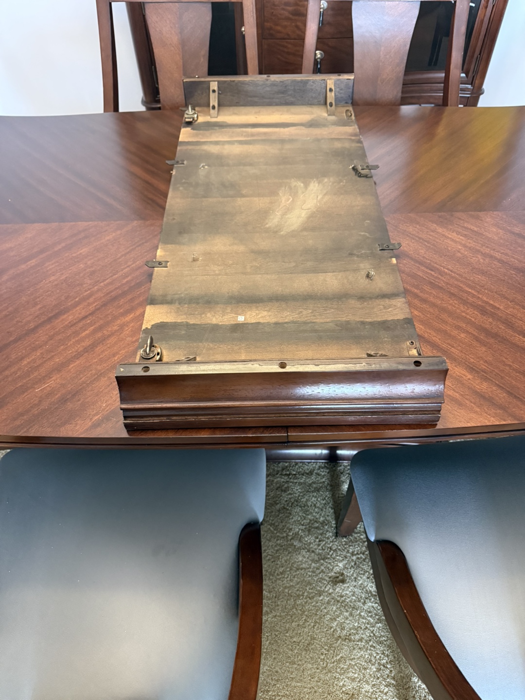 Dining Room Table with 6 Chairs - photo 3