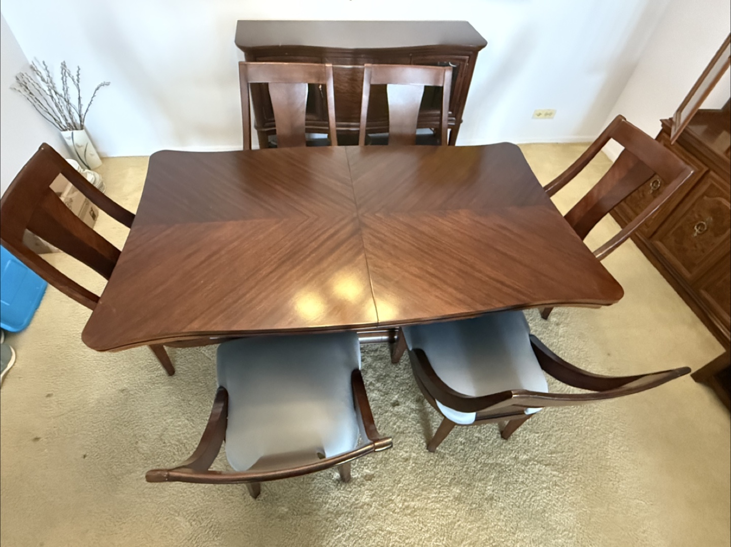 Dining Room Table with 6 Chairs - photo 2