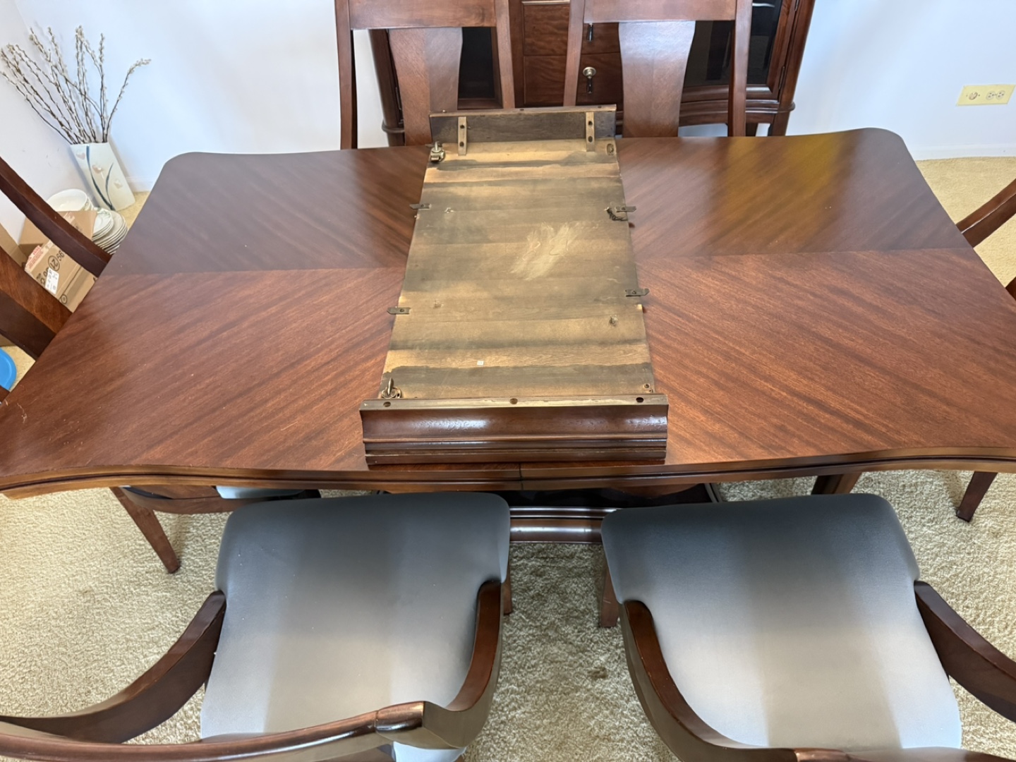 Dining Room Table with 6 Chairs - photo 4