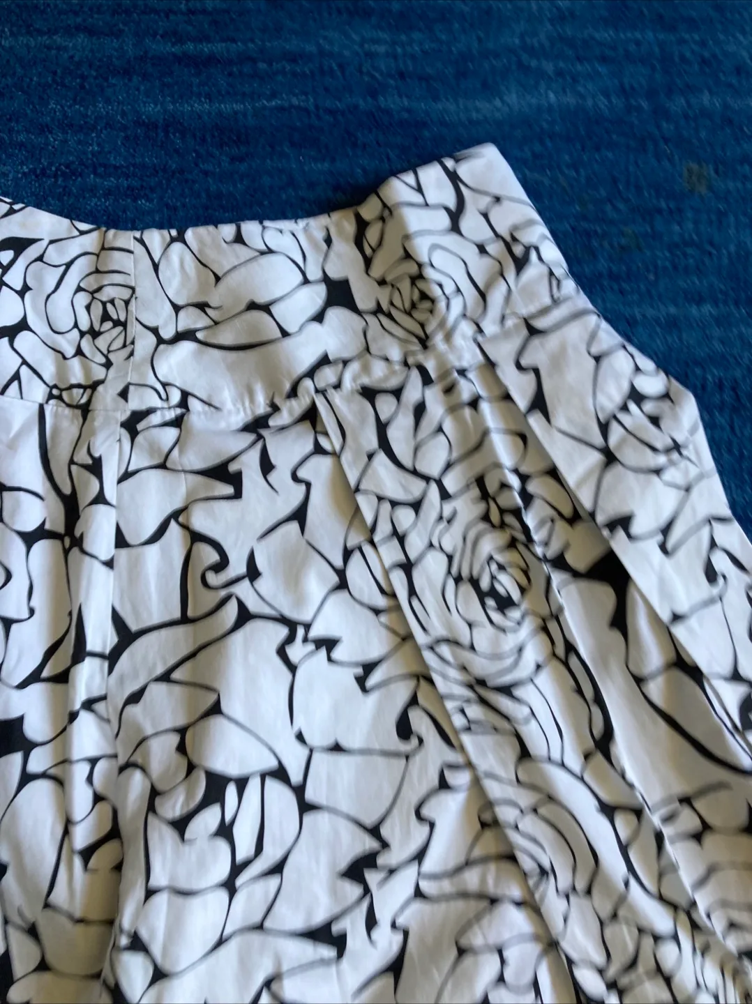 Alfred Sung Cotton Skirt, Size 8 image indicator(2)