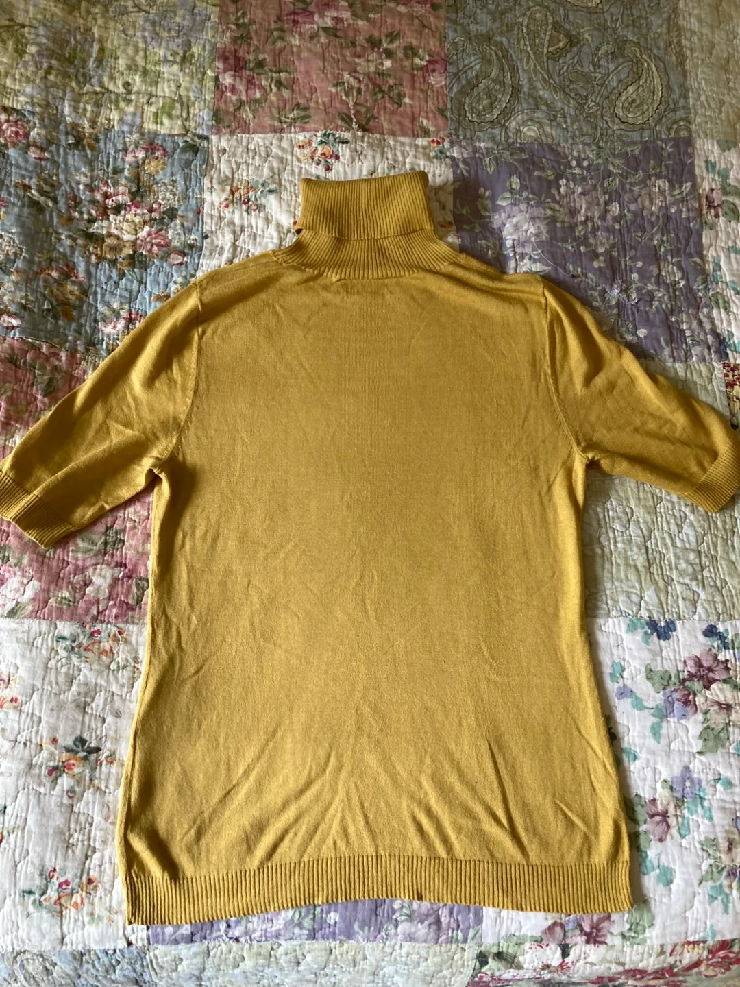 Weekend MaxMara Silk Turtleneck - Size Medium image indicator(2)