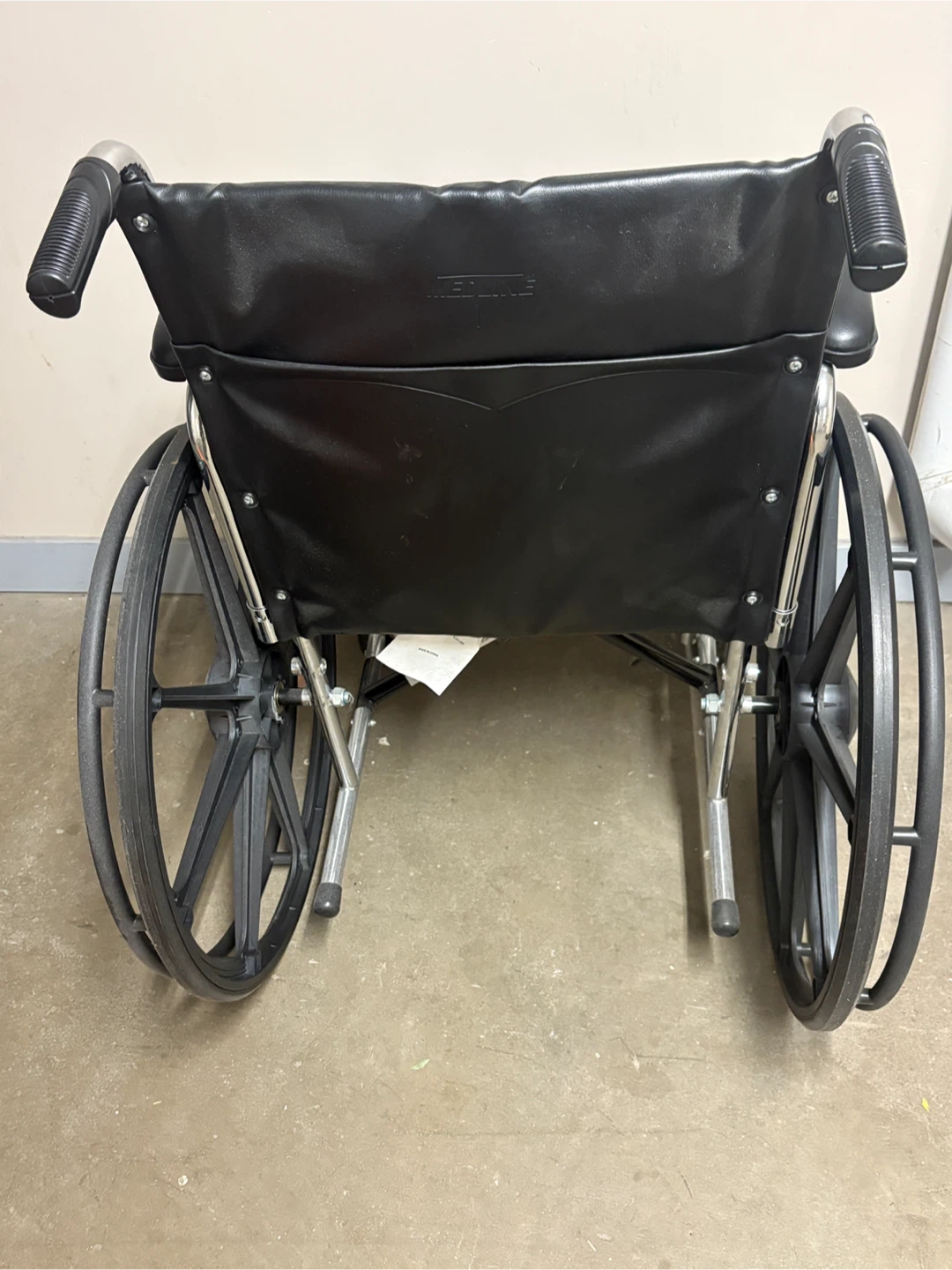 Medline Wheelchair - Gently Used - photo 4