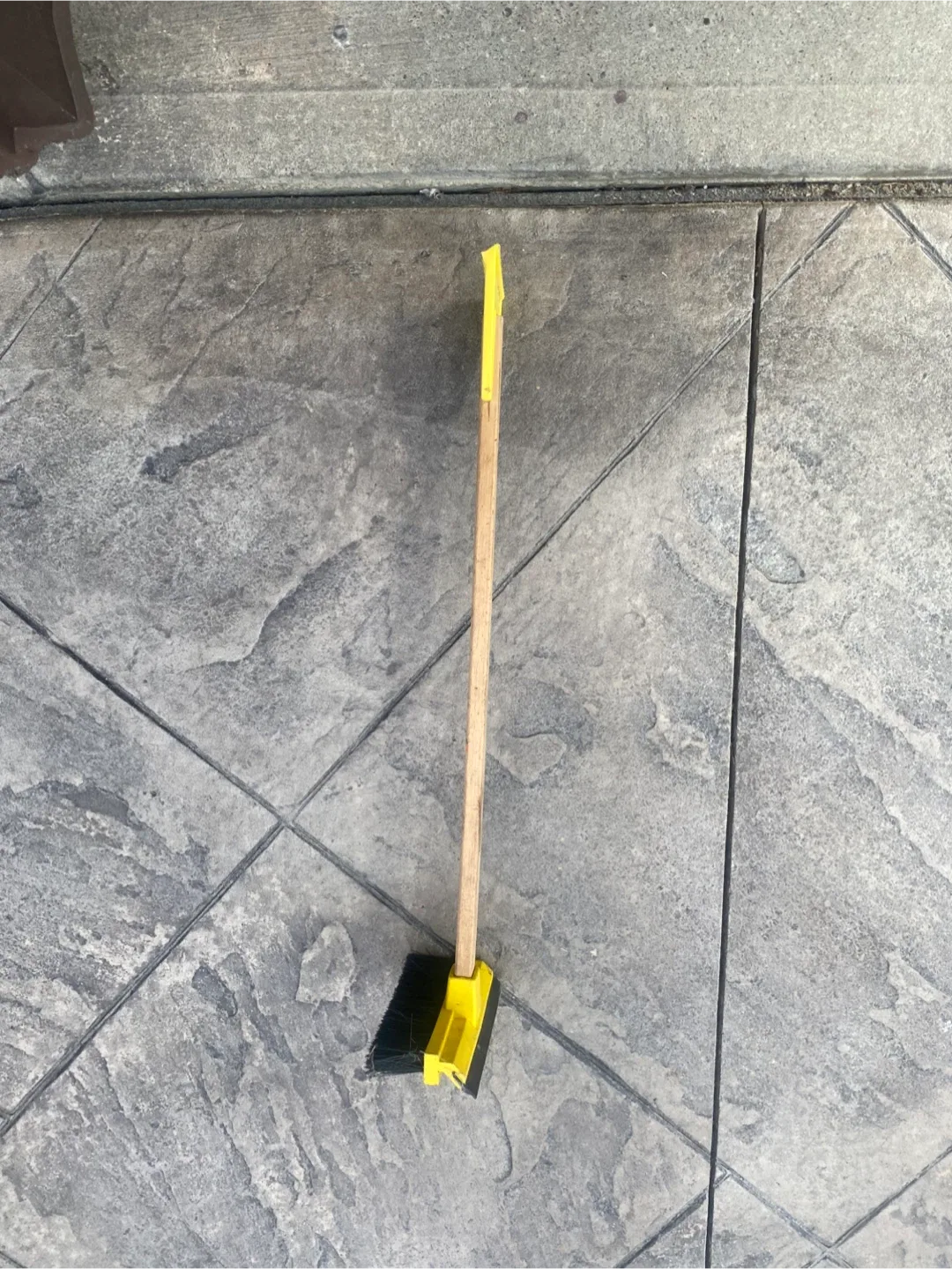 Floor or Window Squeegee image indicator(3)