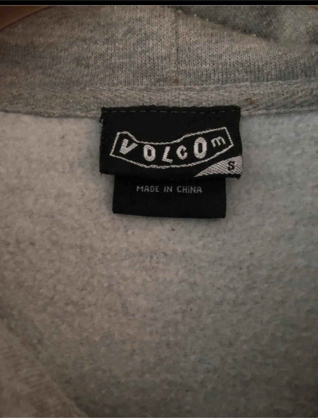 Volcom Grey Hoodie - Size Small fits me youth - photo 2