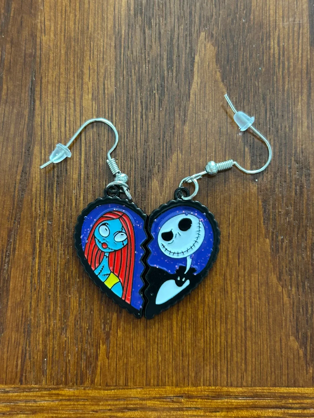 Nightmare Before Christmas Heart Earrings image indicator(2)