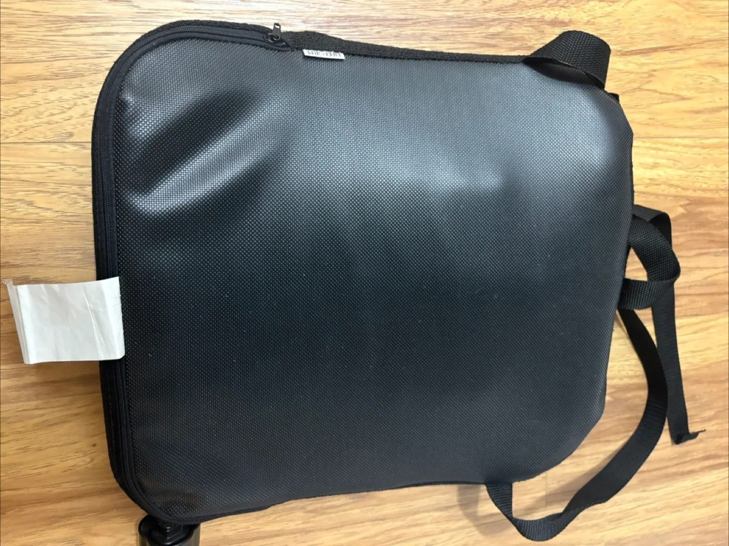 Lifeform Back Support Cushion - Black image indicator(3)