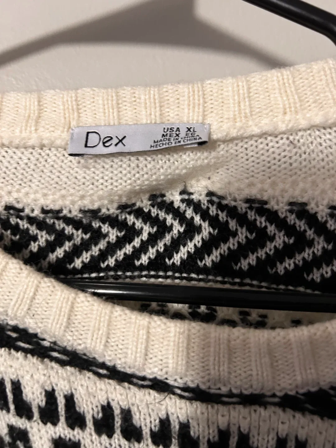 Women’s Sweaters image indicator(2)