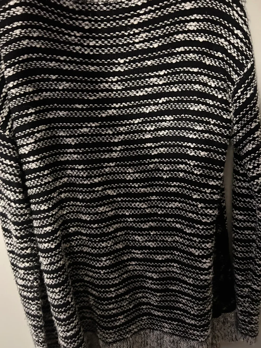 Women’s Sweaters image indicator(5)