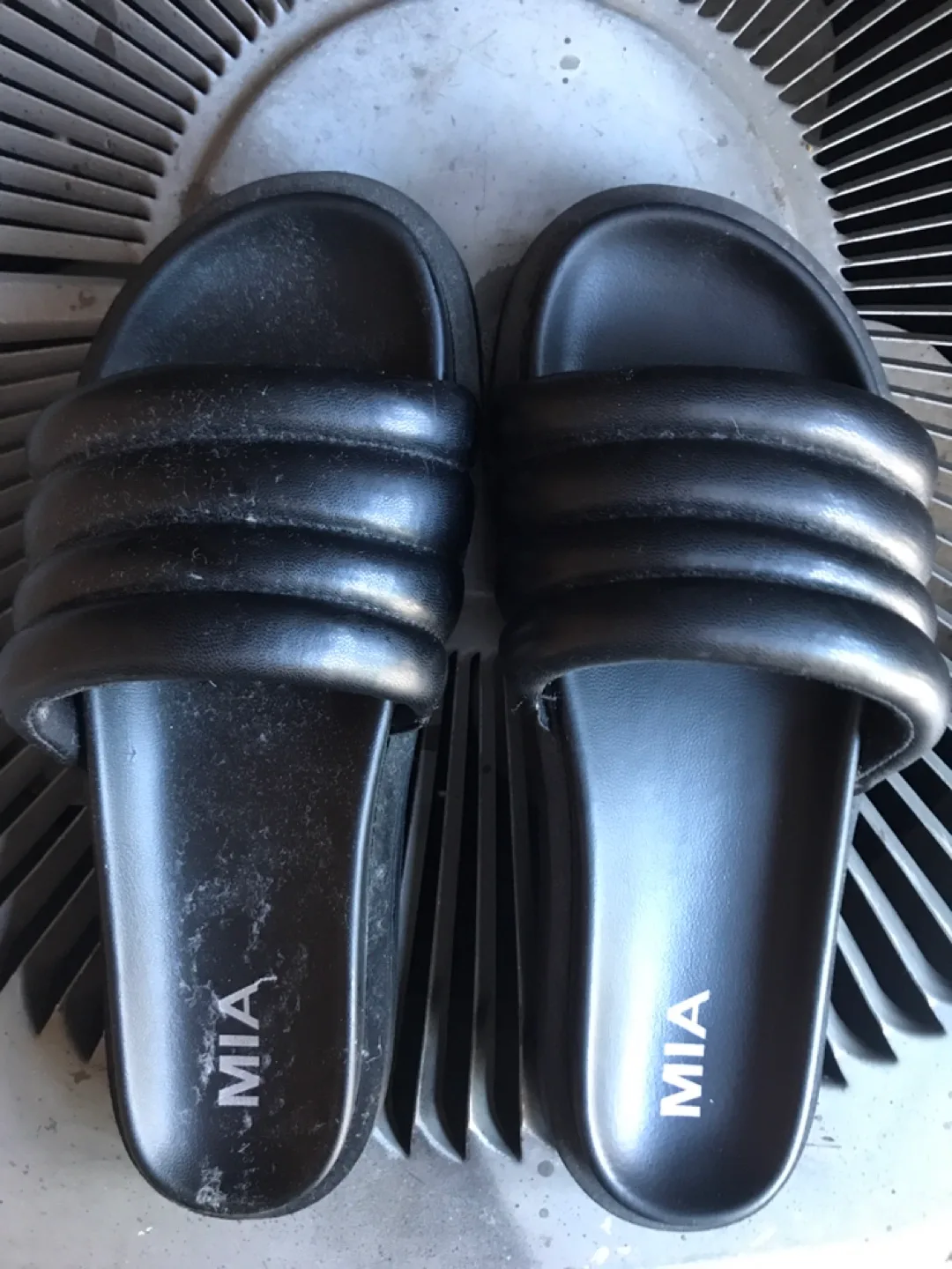 MIA Black Puffy Slides - Size 8 thumbnail