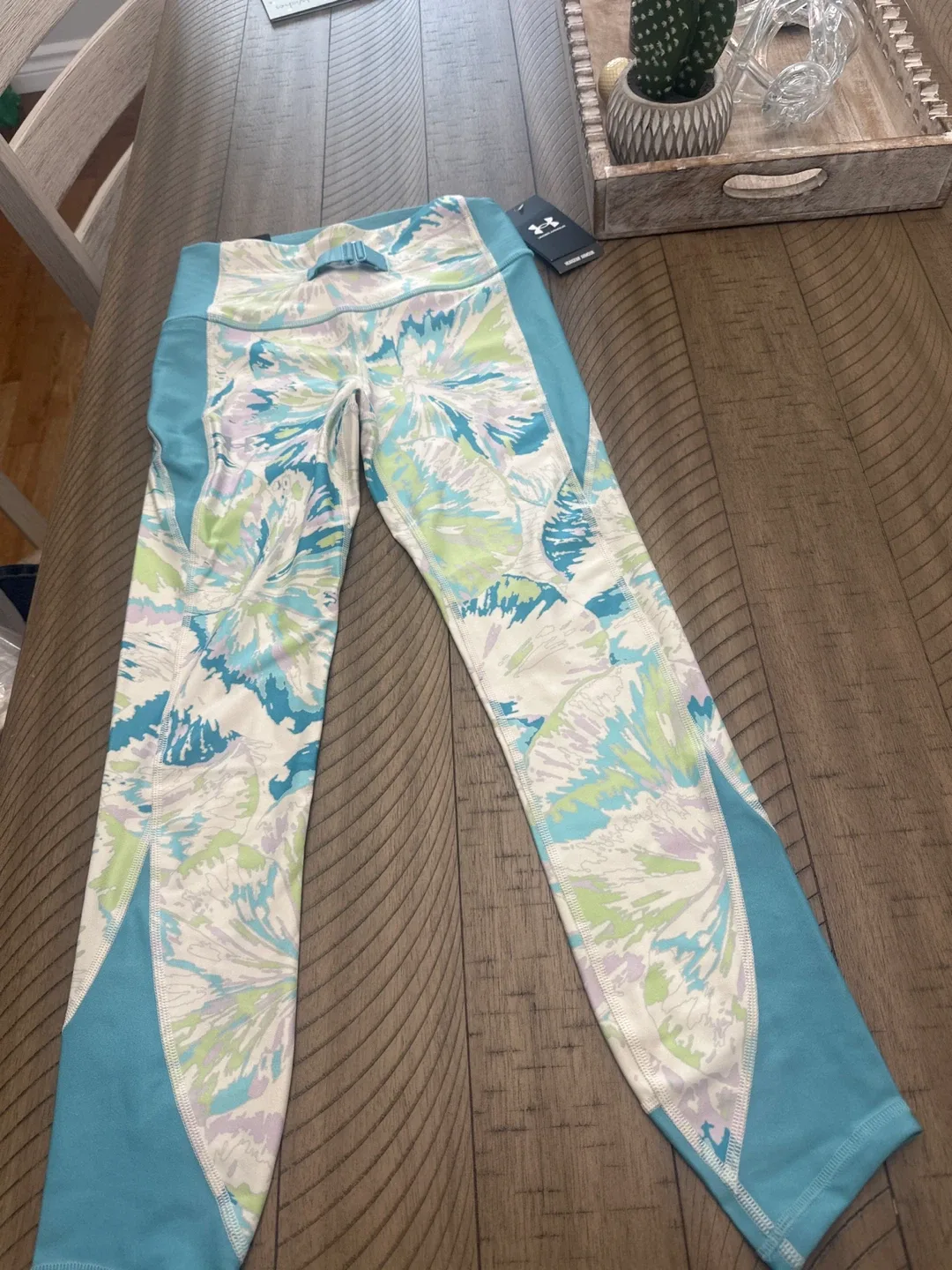 Under Armour HeatGear Leggings - Size Small image indicator(3)