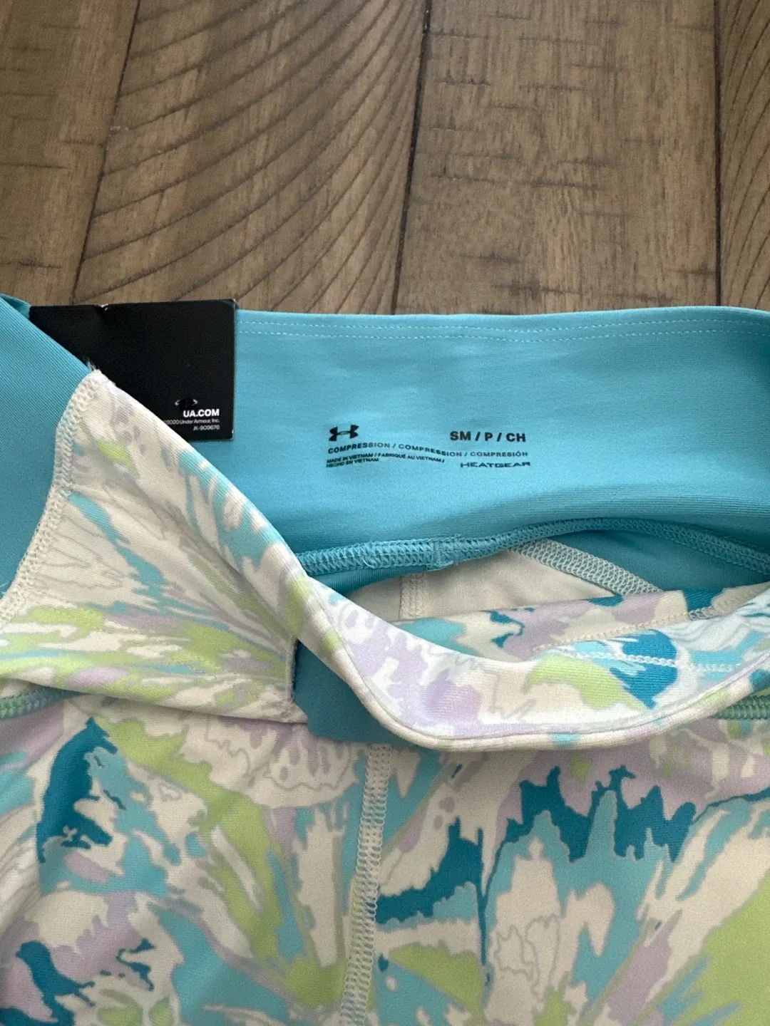 Under Armour HeatGear Leggings - Size Small image indicator(2)