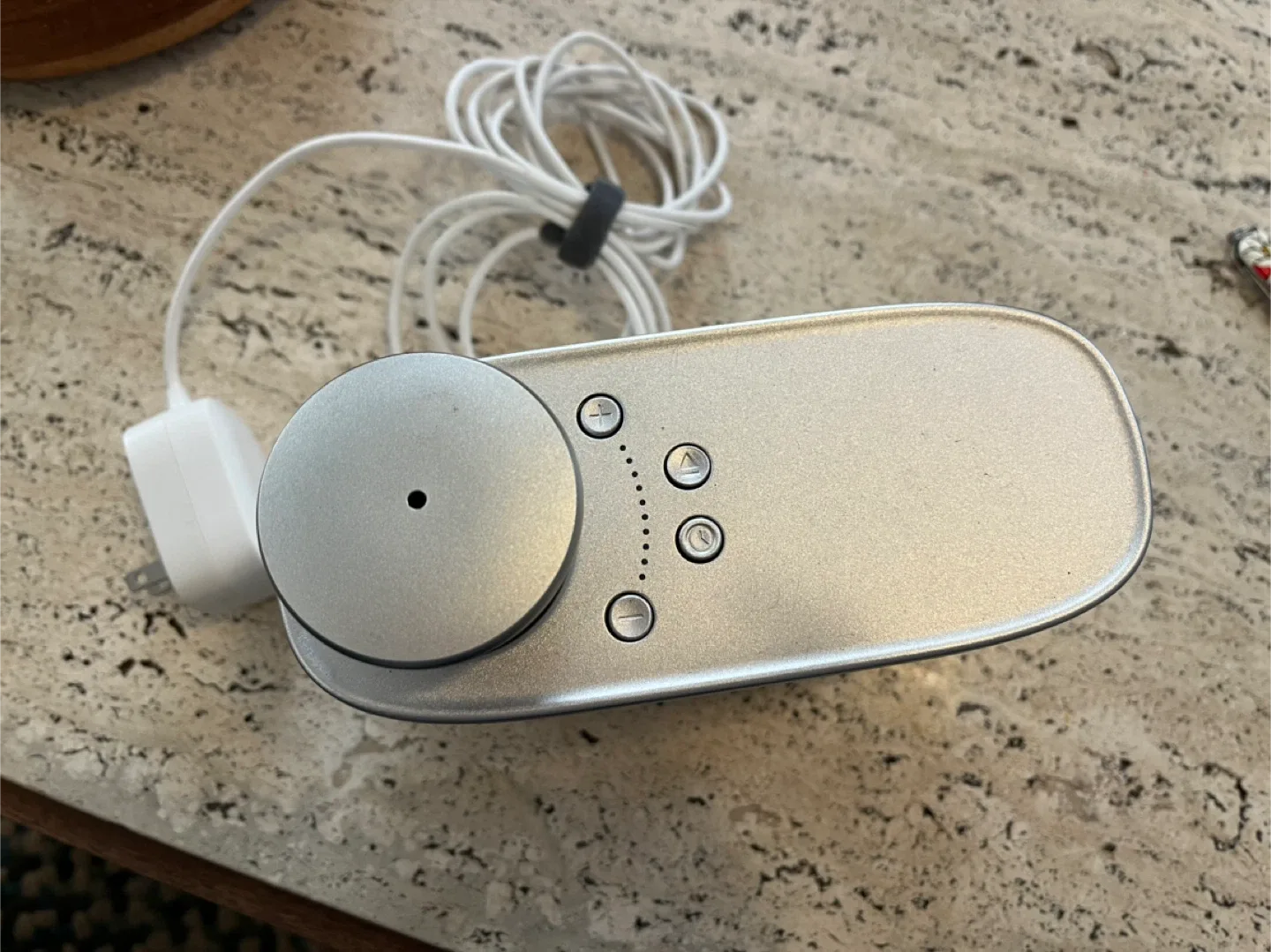 Aera Diffuser - For Medium to Large Rooms image indicator(2)