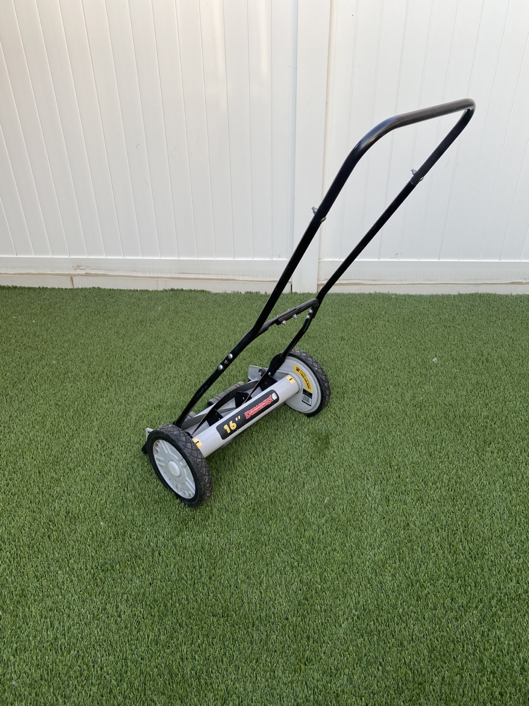 Duramaxx 16” push mower - photo 2