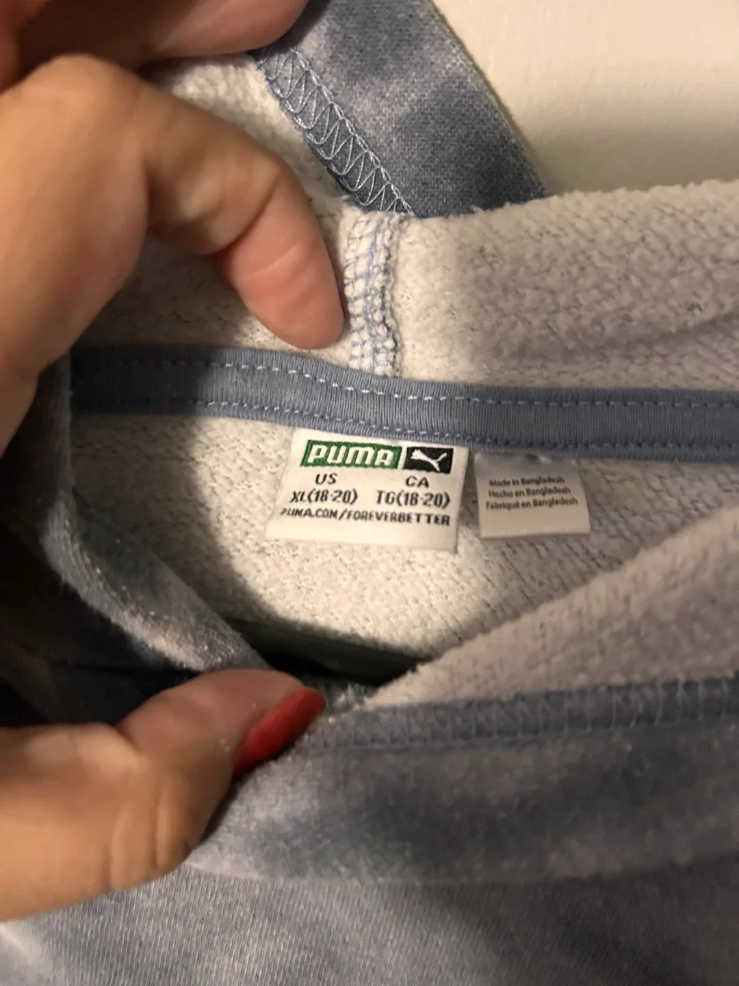 Puma XL (18-20) Tie Dye Hoodie image indicator(2)