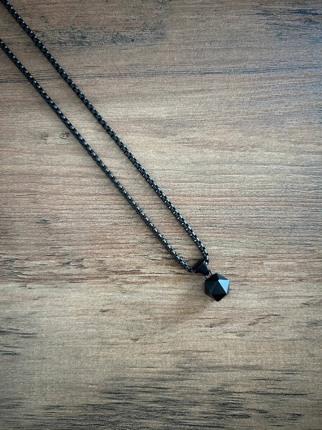 Vitaly Black Pendant Necklace image indicator(3)
