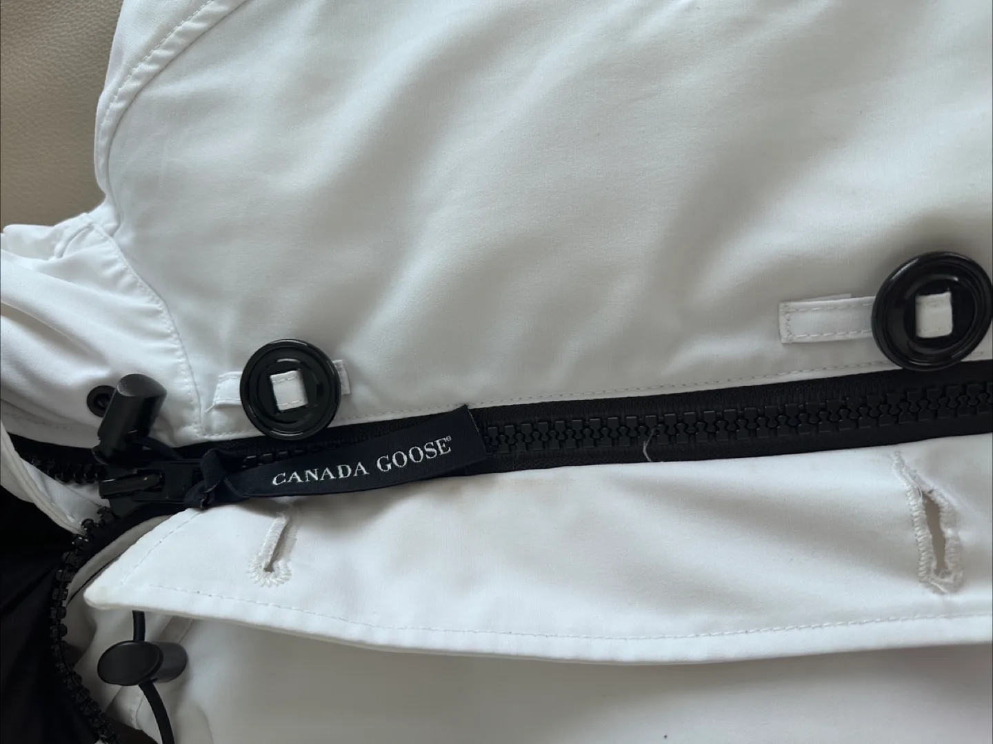 like new Canada Goose White Jacket XS woman image indicator(8)