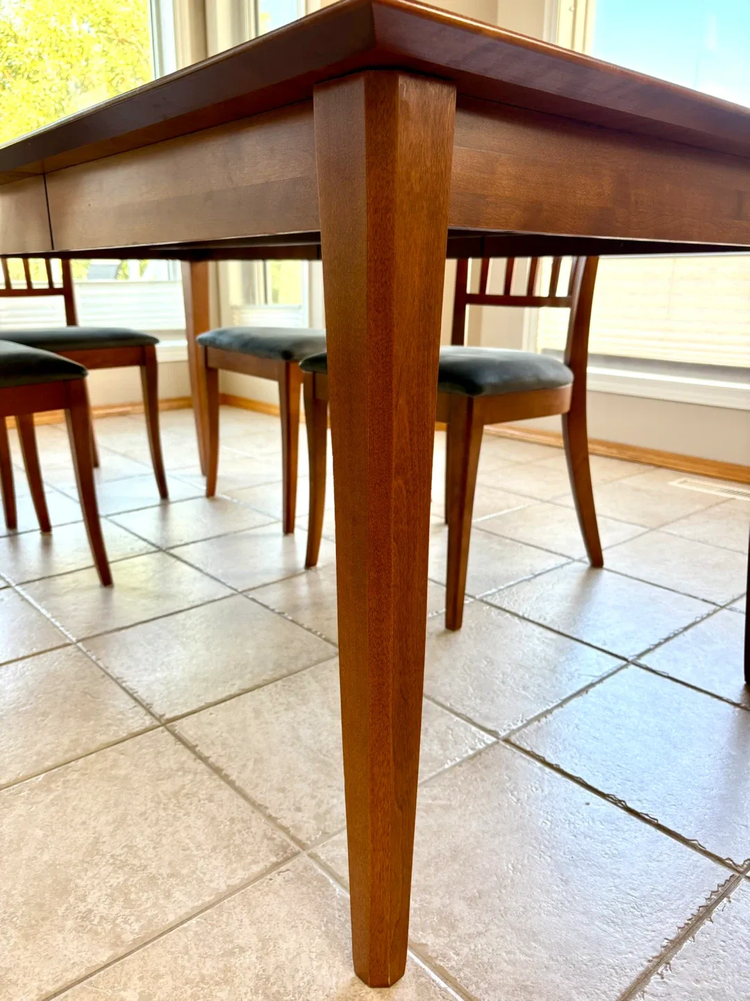 Solid Wood Dining Table + Leaf + 6 Chairs image indicator(3)