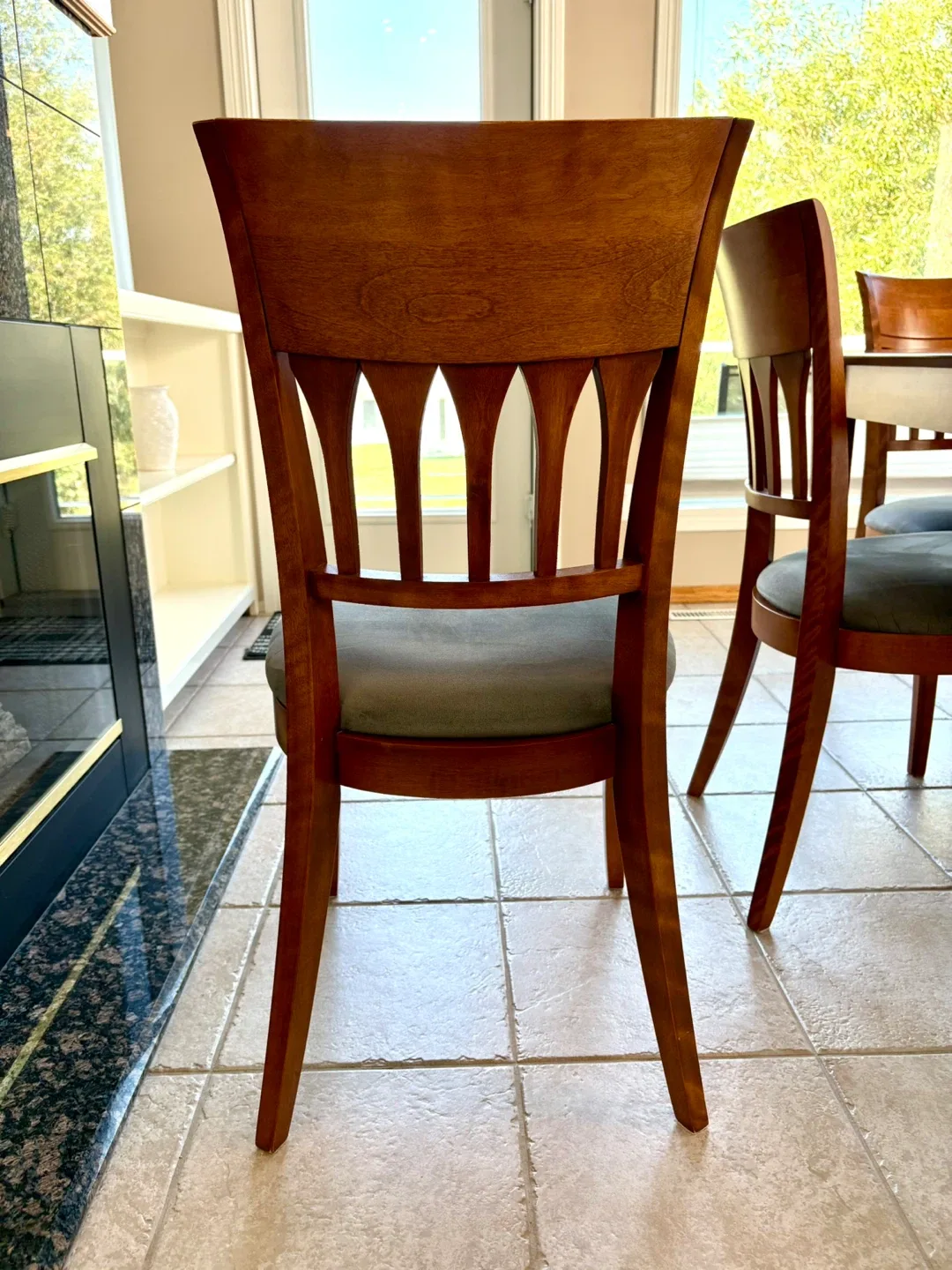 Solid Wood Dining Table + Leaf + 6 Chairs image indicator(6)