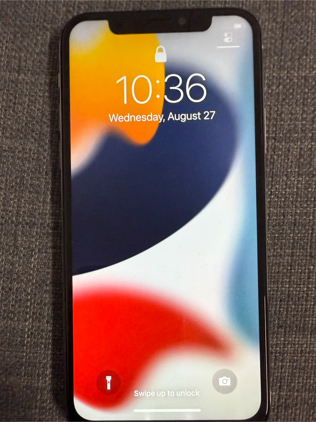 Apple iPhone X - 64GB Like New