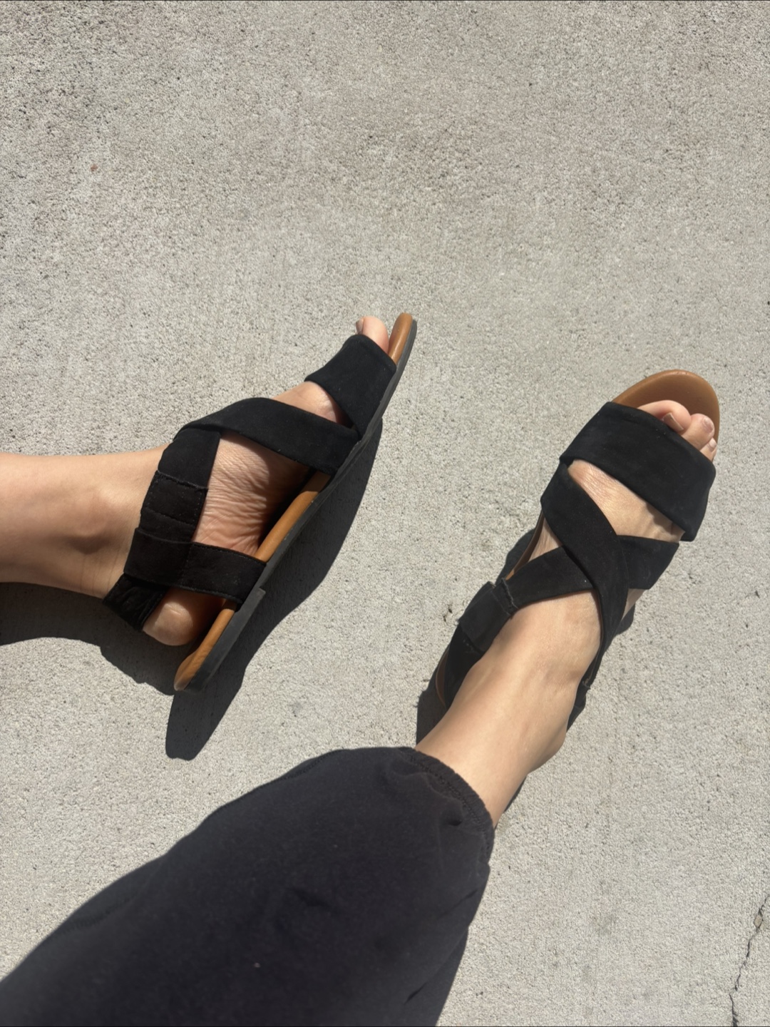 Black Sandals from Japan - photo 2
