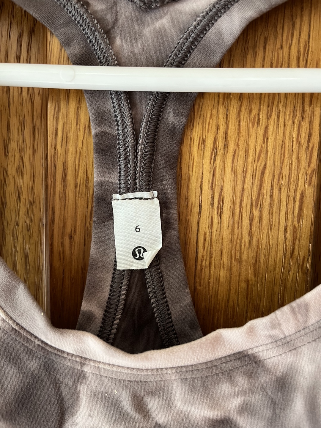 Lululemon Tank Top Size 6 - photo 2