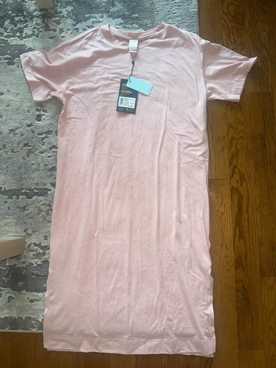 New Lole Aurora Short Sleeve Dress - Size M thumbnail