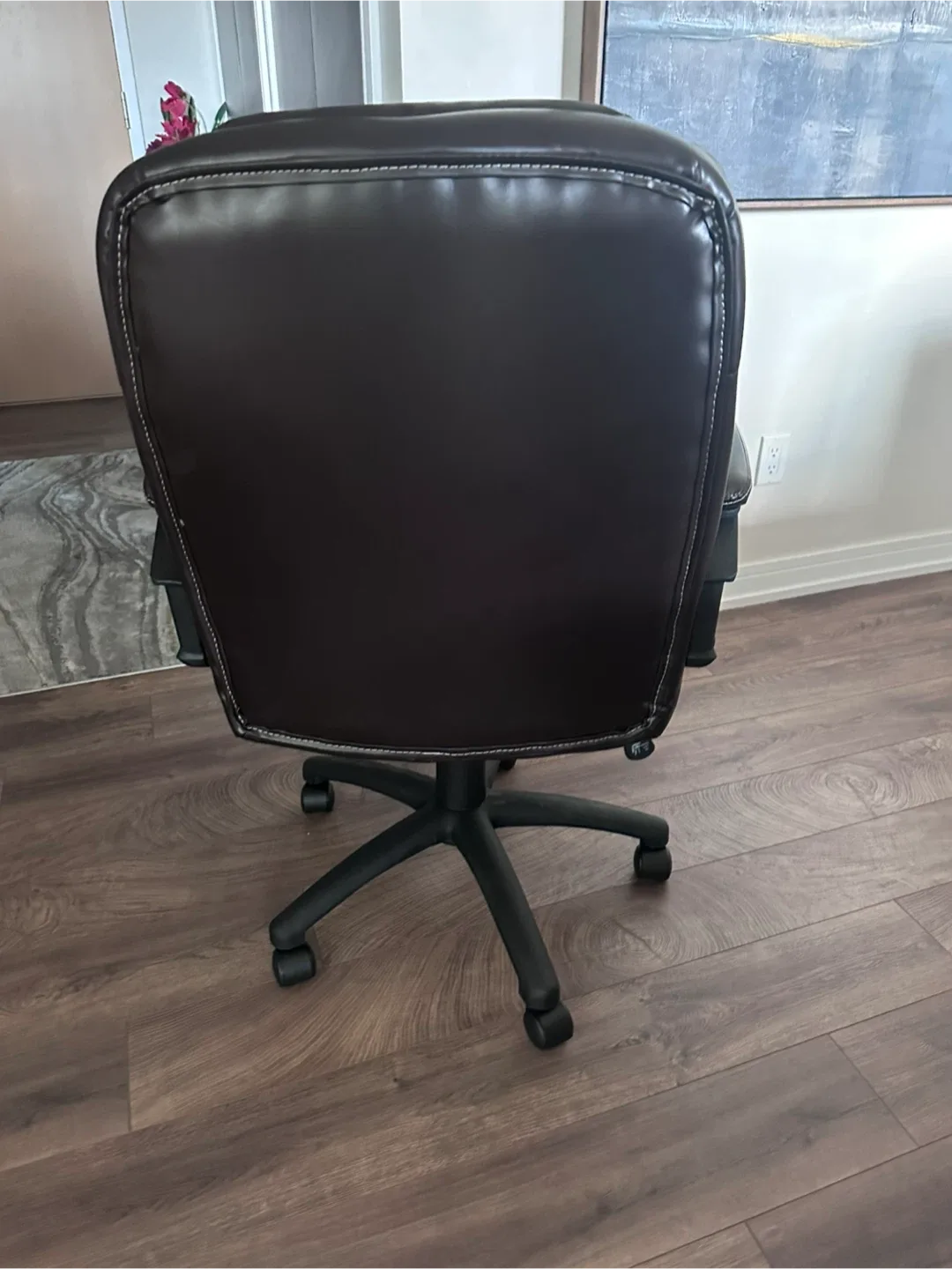 Brown Leather Office Chair image indicator(2)