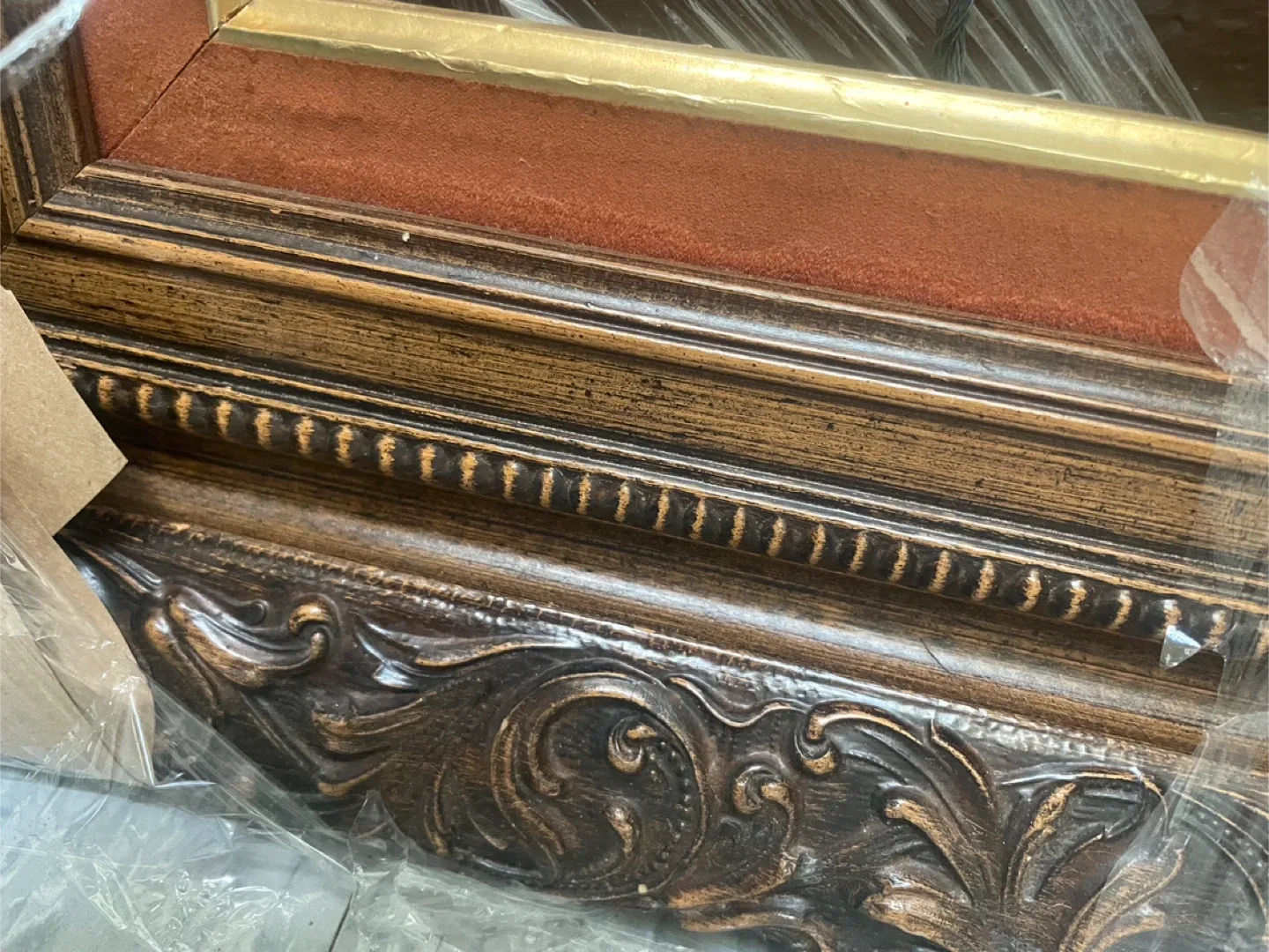 Ornate Wooden Picture Frame image indicator(2)