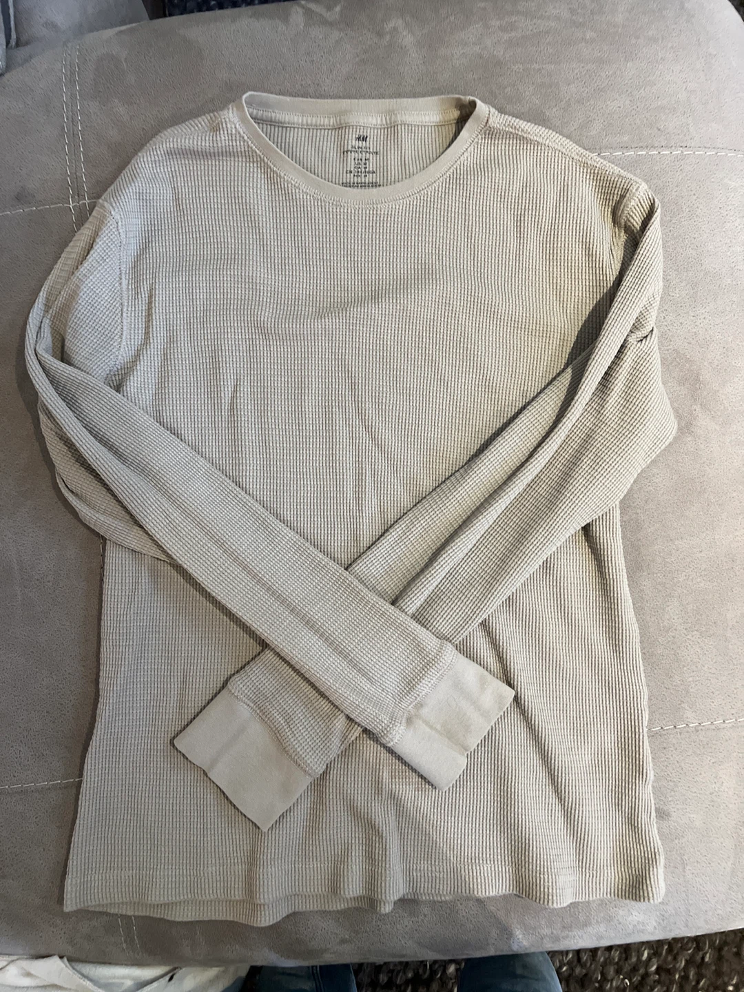 H&M Beige Waffle Knit Long Sleeve - M