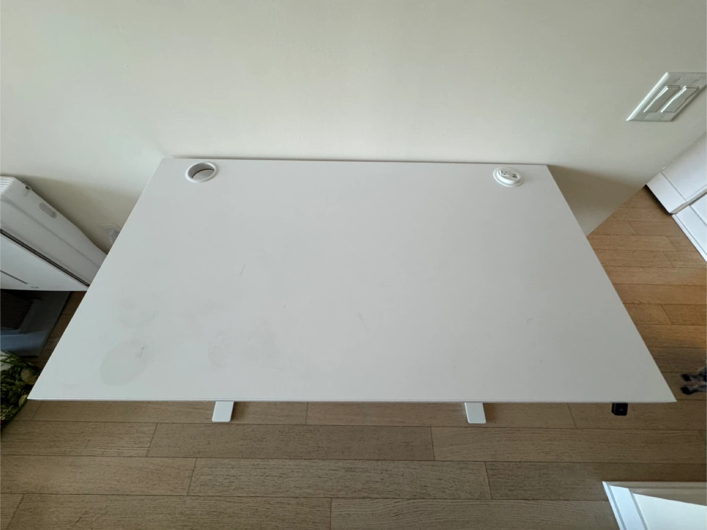 Free Jarvis White Standing Desk - photo 3