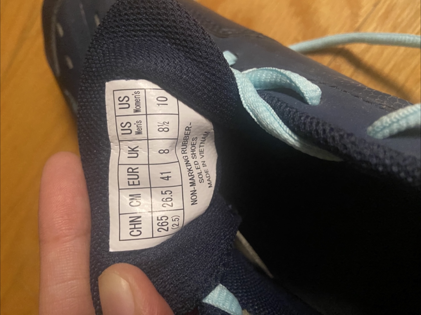 Yonex Power Cushion 65 Z 2 Women's US 10 - photo 4